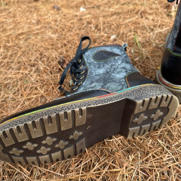 Black Leather women’s Combat Boots - Picture 10 of 10